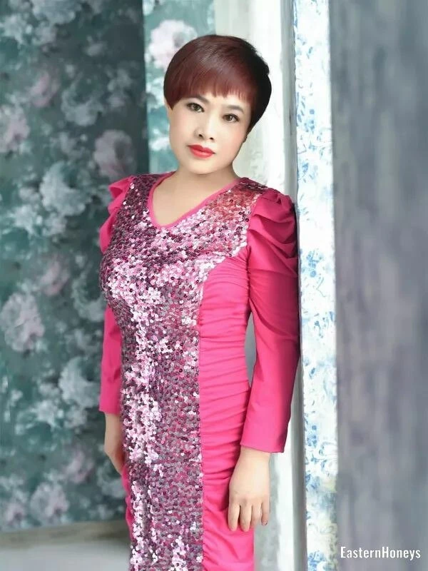 Lydia Profile image 2
