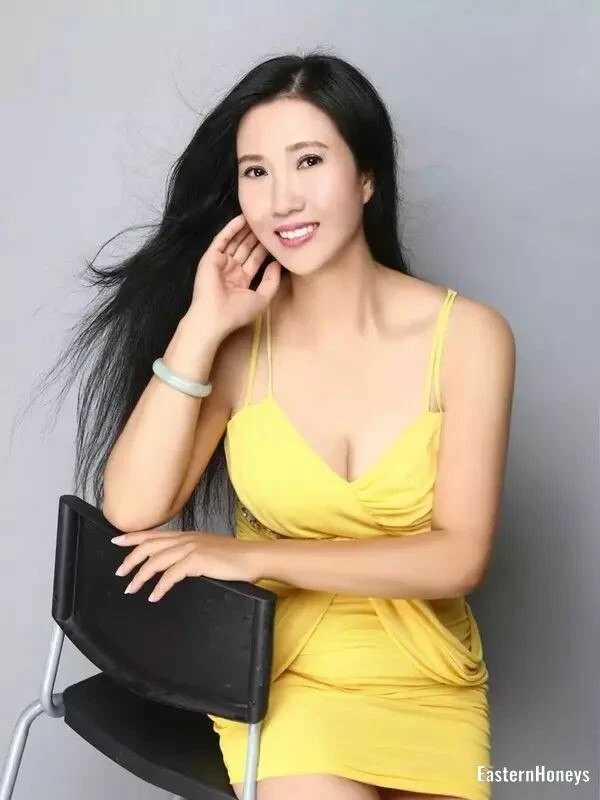 Lisha Profile image 1