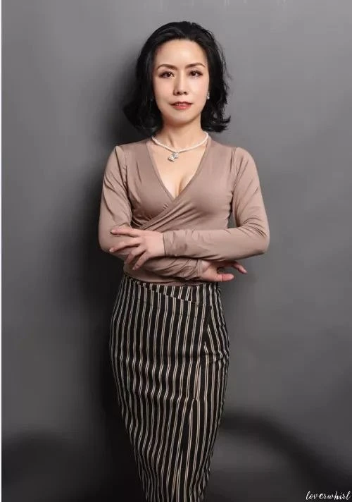 Zhou Zhou Profile image 2