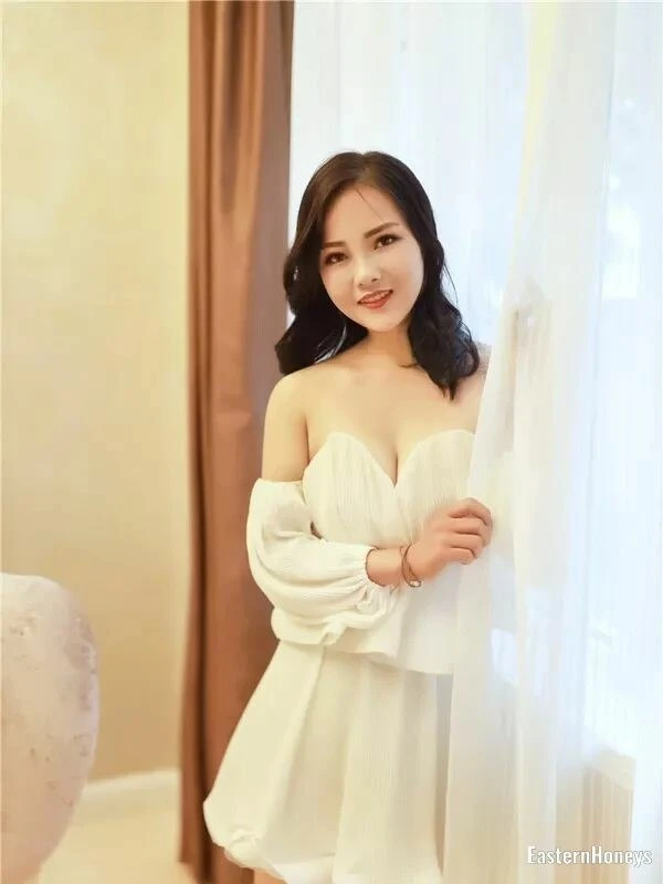 Jingjing Profile image 1